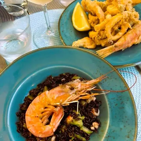 Marmilla Apartament *